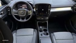 Volvo XC40 2.0 B3 MHEV CORE DCT 5P - Miniatura 6
