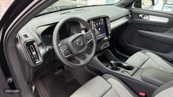 Volvo XC40 2.0 B3 MHEV CORE DCT 5P - Miniatura 5