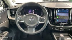 Volvo XC 60 2.0 B4 D CORE AUTO 5P - Miniatura 11