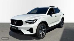 Volvo XC40 todoterreno 2.0 B3 MHEV ULTRA DARK DCT 5P - Miniatura 1