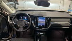 Volvo XC 60 2.0 T6 RECHARGE CORE AUTO 4WD 350 5P - Miniatura 6