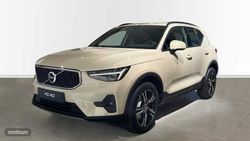 Volvo XC40 2.0 B3 MHEV CORE DCT 163 5P - Miniatura 1