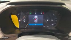 Volvo XC40 2.0 B3 MHEV CORE DCT 163 5P - Miniatura 12