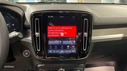 Volvo XC40 2.0 B3 MHEV CORE DCT 163 5P - Miniatura 13