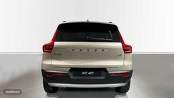 Volvo XC40 2.0 B3 MHEV CORE DCT 163 5P - Miniatura 8