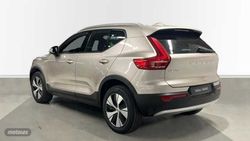 Volvo XC40 1.5 T2 CORE 129 5P - Miniatura 2