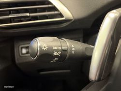 Peugeot 3008 Hybrid 225 Allure Pack e-EAT8 165 kW (225 CV) - Miniatura 12