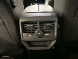 Peugeot 3008 Hybrid 225 Allure Pack e-EAT8 165 kW (225 CV) - Miniatura 24