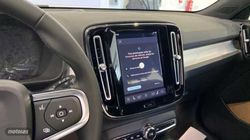 Volvo XC40 XC40 2.0 B3 MHEV CORE DCT 163 5P - Miniatura 11