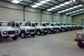 Land Rover Defender 110 SW E - Foto 1