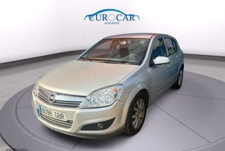 Opel Astra 5p Enjoy 1.4 16V - Foto 1