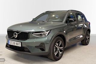 Volvo XC40 Plus, B3 Mild hybrid, Gasolina, Dark - Foto 1