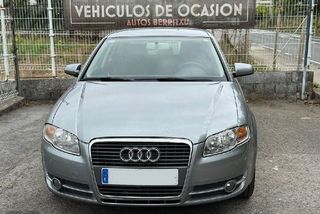 Audi A4  - Foto 1