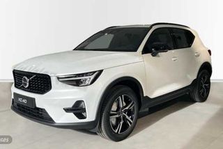 Volvo XC40 2.0 B3 MHEV PLUS DARK DCT 163 5P - Foto 1
