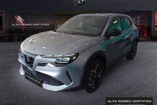 Alfa Romeo Junior Ibrida 100kW (136CV) Speciale - Foto 1