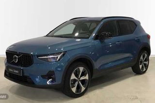 Volvo XC40 XC40 Plus, B4 Mild hybrid, Gasolina, Dark - Foto 1