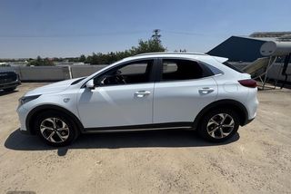 Kia XCeed 1.0 T-GDi Drive 120CV - Foto 1