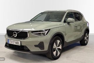 Volvo XC40 Core, B3 Mild hybrid, Gasolina - Foto 1