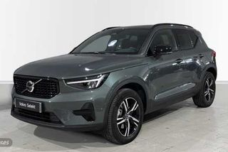 Volvo XC40 XC40 Plus, B3 Mild hybrid, Gasolina, Dark - Foto 1