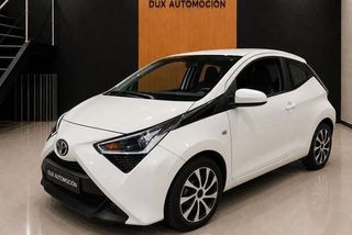 Toyota Aygo 3p 70 x-play - Foto 1