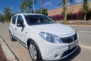 Dacia Sandero 1.2 75 CV - Foto 1