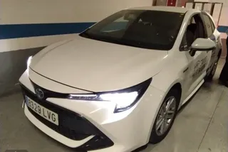 Toyota Corolla 1.8 125H ACTIVE TECH E-CVT - Foto 1