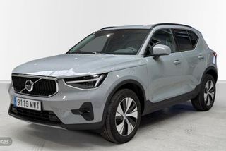 Volvo XC40 Essential, B3 Mild Hybrid, Gasolina - Foto 1