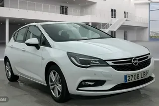 Opel Astra 1.6 CDTI ecoFlex 110 CV - Foto 1