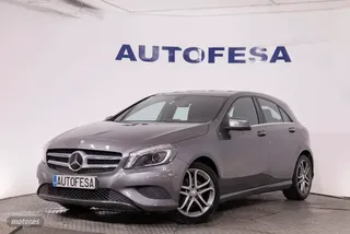Mercedes Clase A A220 CDI AUTO STYLE 170CV 5P # NAVY,PARKTRONIC,CAMARA TRASERA - Foto 1