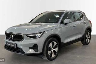 Volvo XC40 Core, B3 Mild hybrid, Gasolina - Foto 1