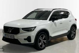 Volvo XC40 2.0 B3 PLUS DARK AUTO 5P - Foto 1
