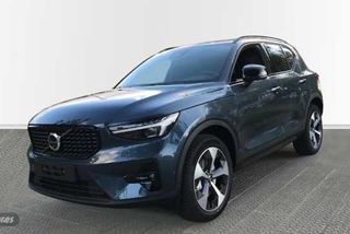 Volvo XC40 PLUS B3 MILD HYBRID GASOLINA DARK - Foto 1