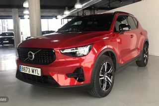 Volvo XC40 2.0 B3 PLUS DARK AUTO 5P - Foto 1