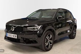 Volvo XC40 Plus, B3 Mild hybrid, Gasolina, Dark - Foto 1
