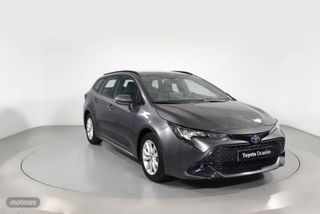 Toyota Corolla fam. 1.8 HYBRID ACTIVE PLUS E-CVT 5P - Foto 1