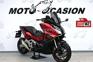 Honda Forza 750  - Foto 1