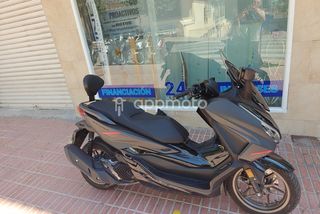 Honda Forza 125  - Foto 1