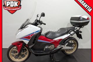 Honda Integra A 750) - Foto 1