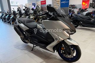 Yamaha Tmax  - Foto 1