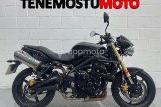Triumph Street  - Foto 1