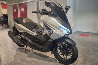 Honda Forza 125  - Foto 1