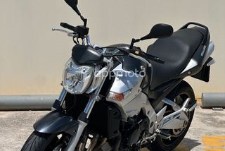 Suzuki Gsr  - Foto 1