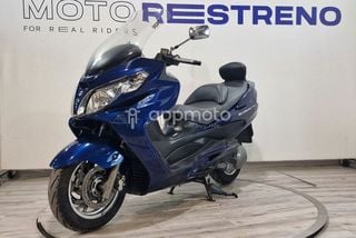 Suzuki Burgman  - Foto 1