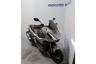 Honda Adv350  - Foto 1