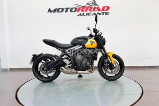 Triumph Trident 660  - Foto 1