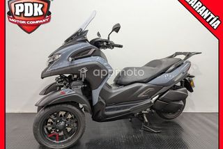 Yamaha Tricity  - Foto 1