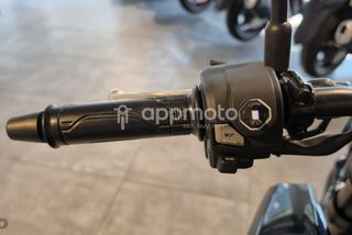 Honda Cb125r  - Foto 1