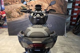 Honda Adv350  - Foto 1