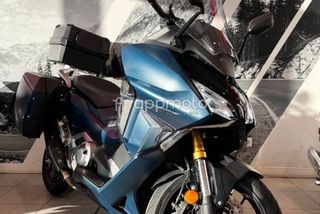 Honda Forza 750  - Foto 1