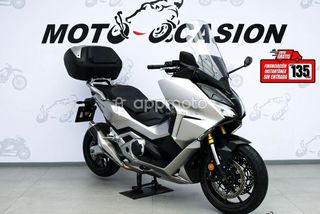 Honda Forza 750  - Foto 1